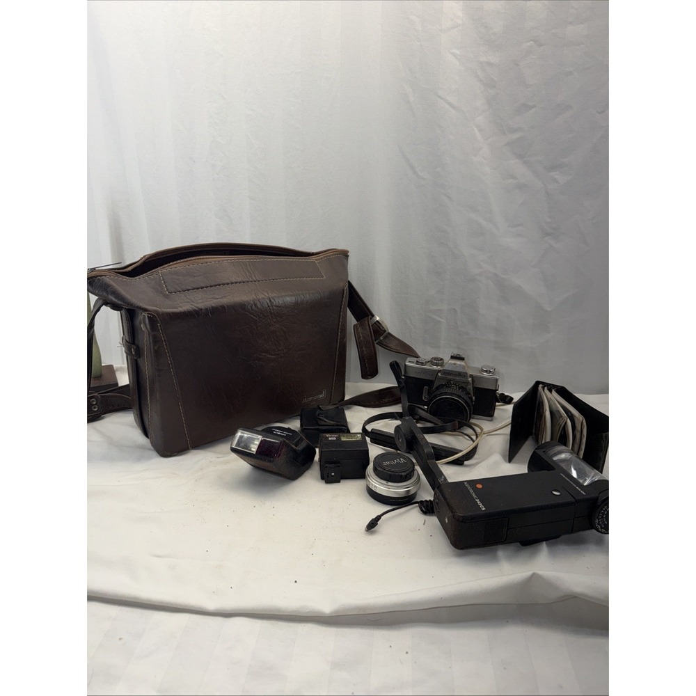 Minolta SRT 201 35mm SLR Film Camera w/ 4 Lenses + Extras